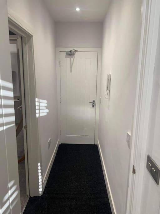 1 Bedroom Flat, Fully Furnished Kingston upon Hull Dış mekan fotoğraf